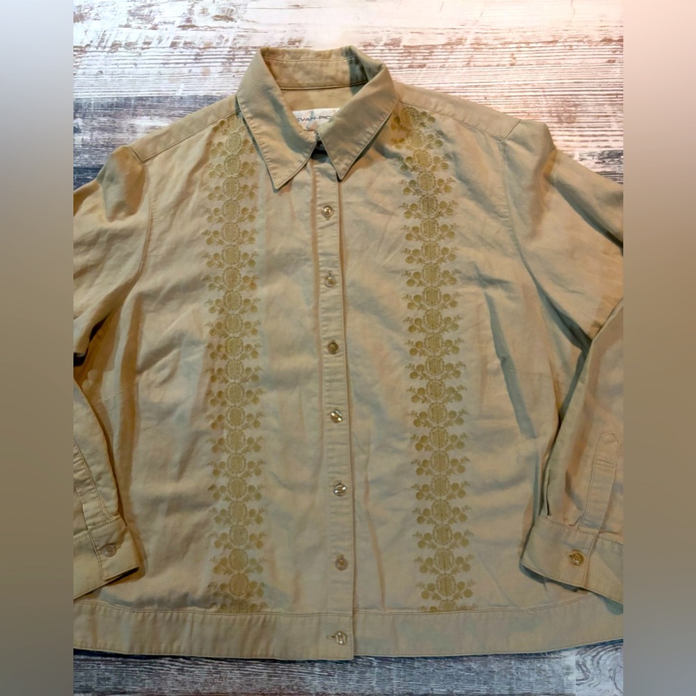 Women’s Evan-Picone Long-Sleeve, Button front Blouse